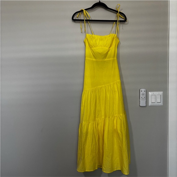 Petal & Pup BREXLEY MAXI DRESS - LEMON Size M - Picture 5 of 6